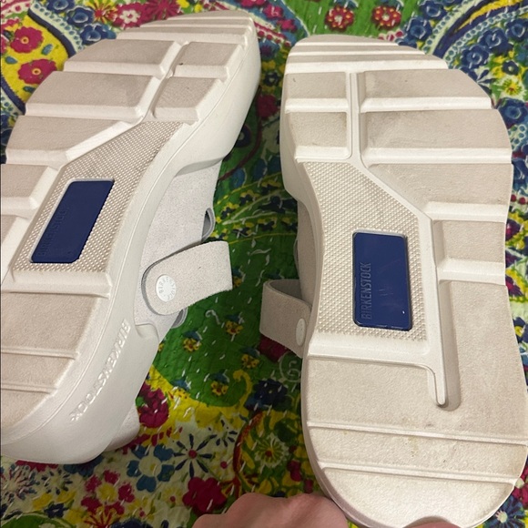 Birkenstock Reykjavik shoes in the Antique White colorway, - Picture 6 of 9